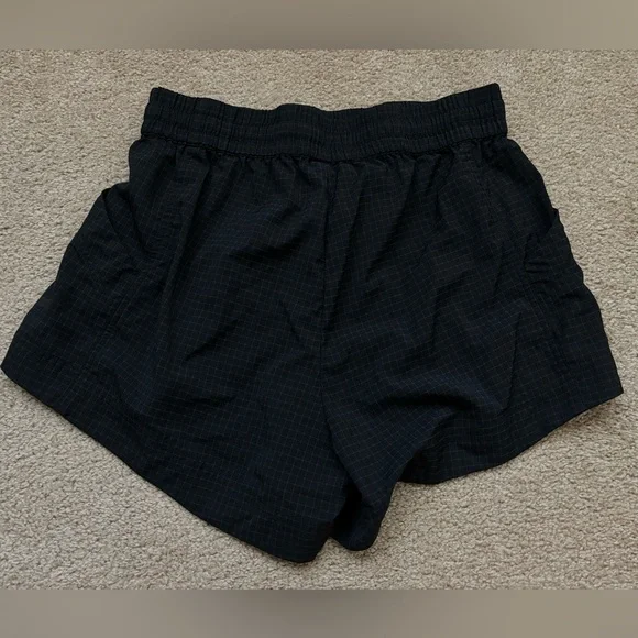 Fabletics Ribstop Short - Picture 2 of 5